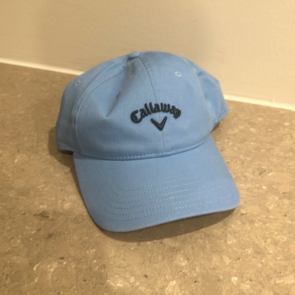 NWT women’s (small fit) blue Callaway hat